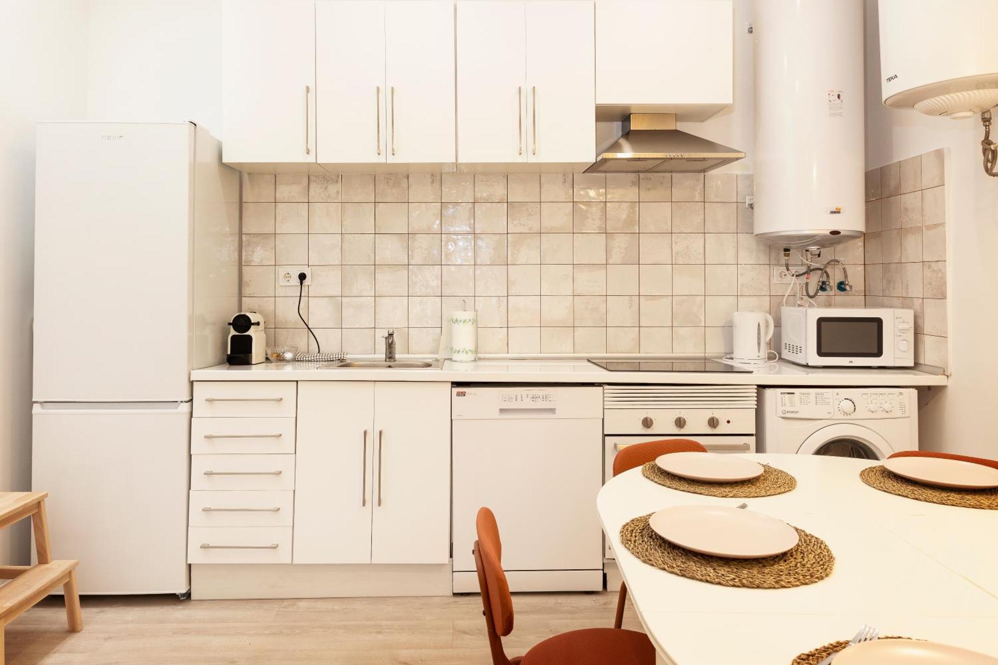 Bravo Murillo Apartment Madri Exterior foto